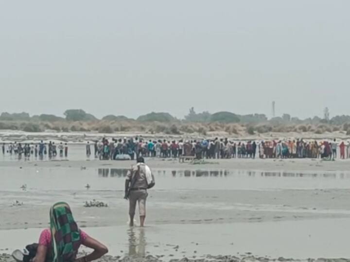 Fatehpur Four people died due to drowning in Ganga river SDM announced compensation ANN Fatehpur News: चार लोगों की गंगा नदी में डूबने से हुई मौत, परिजनों के लिए चार-चार लाख रुपये मुआवजे का एलान