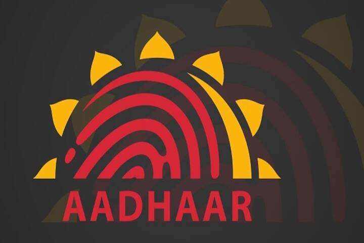 पिछले कुछ दिनों में कई ऐसे में मामले सामने आए हैं जहां साइबर अपराध करने वालों ने लोगों के आधार कार्ड डेटा को चोरी करके लोन या किसी फ्रॉड गतिविधि में इस्तेमाल किया है.