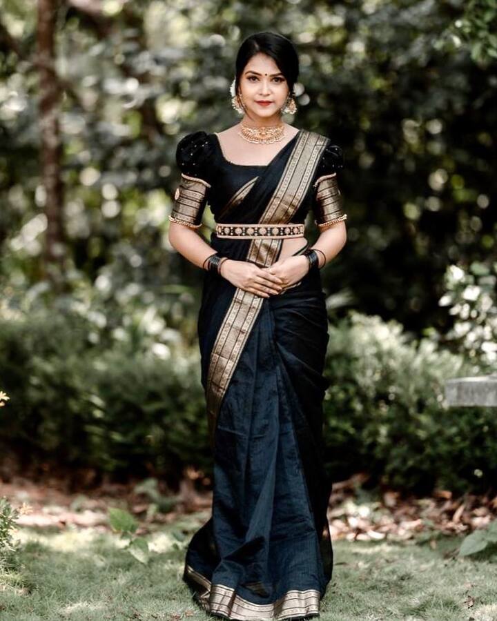 కార్తీకదీపం సీరియల్ లో జ్వాల (శౌర్య) గా బుల్తితెర ప్రేక్షకులను మెప్పిస్తోన్న ఈమెపేరు అమూల్య గౌడ.