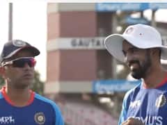 IND vs SA : दक्षिण आफ्रिकेविरुद्ध सामन्यापूर्वी भारतीय संघ मैदानात, कसून सुरु आहे सराव