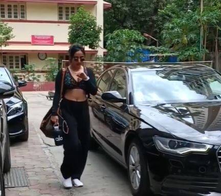 Actress neha sharma gym look