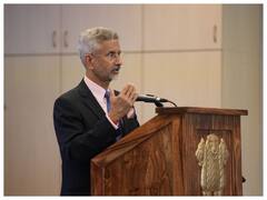 S Jaishankar: 'कोरोना महामारी हो या फिर मौजूदा आर्थिक चुनौतियां, भारत अपने पड़ोसियों से आगे रहा', विदेश मंत्री ने गिनाई उपलब्धियां