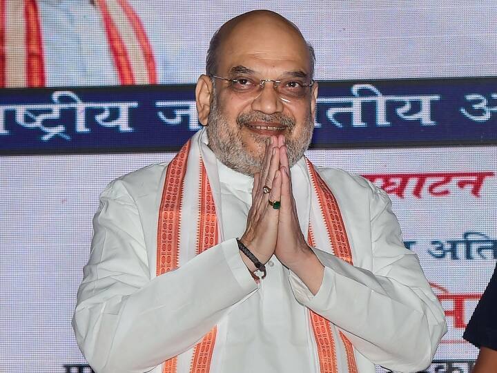 Amit Shah Speech: अमित शाह बोले- मोदी राज में वामपंथी उग्रवाद में आई कमी, आंकड़ों का जिक्र कर कांग्रेस पर साधा निशाना Left Wing Extremism Home Minister Amit Shah on Left Wing Extremism Modi rule Amit Shah Speech: अमित शाह बोले- मोदी राज में वामपंथी उग्रवाद में आई कमी, आंकड़ों का जिक्र कर कांग्रेस पर साधा निशाना