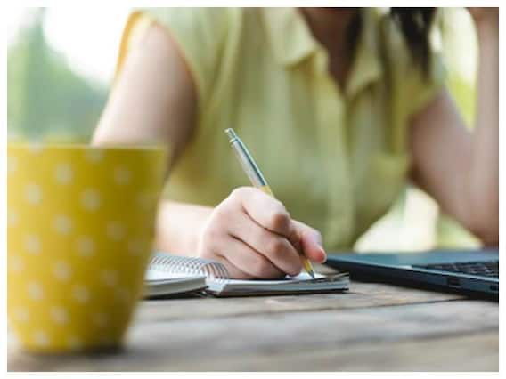 શું તમને પણ ચા પીવી બહુ ગમે છે, પરંતુ તે તમારા માટે સમસ્યા બની ગઈ છે. જો હા, તો તમે પણ ચાની લત ઘટાડી શકો છો.