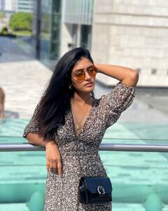 Eesha Rebba Photos:  దుబాయ్ వెకేషన్ లో చిల్ అవుతోన్న ఈషారెబ్బ