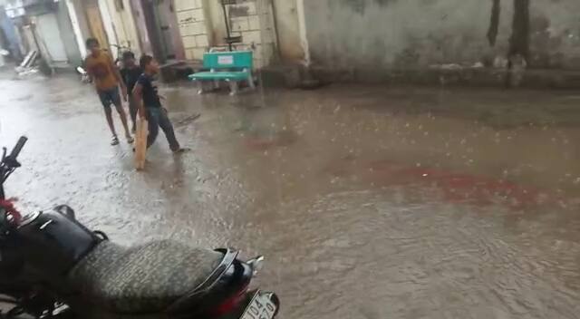 Gujarat Monsoon : 12 Taluka's found rain in last 24 hours, 2 inch rains in Lathi, 1 inch rains in Dhandhuka Gujarat Monsoon : છેલ્લા 24 કલાકમાં 12 તાલુકામાં વરસાદ, સૌથી વધુ લાઠીમાં 2 ઇંચથી વધુ વરસાદ