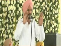 'अंतिम अरदास' में भावुक हुए Sidhu Moose Wala के पिता, बेटे के चुनाव लड़ने की इच्छा बताते हुए कही यह बड़ी बात