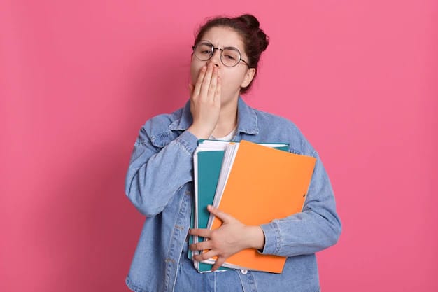 नींद भगाने के लिए समय पर सोएं और समय पर उठें. इससे बिना वजह नींद नहीं आएगी. (Photo - Freepik)