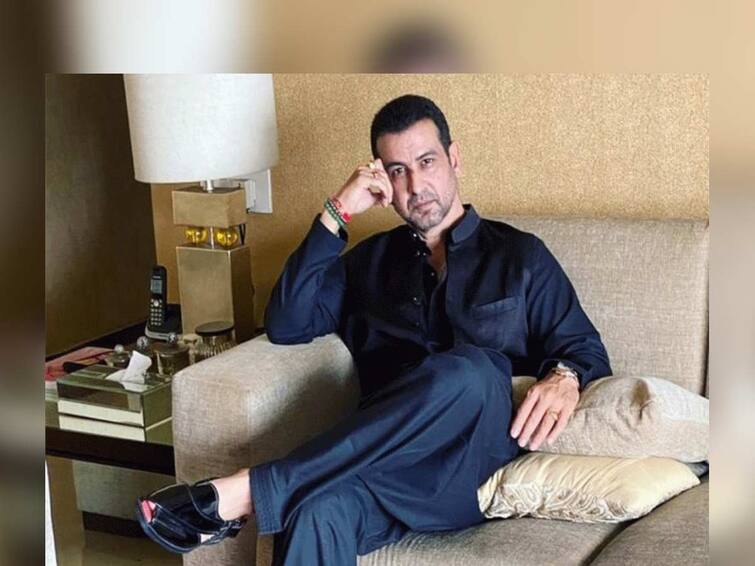 Ronit Roy Untold Story before entering entertainment industry, Ronit Roy was a bodyguard Ronit Roy Untold Story: मनोरंजन क्षेत्रात पदार्पणापूर्वी ‘बॉडीगार्ड’ होता रोनित रॉय, ‘या’ बॉलिवूड अभिनेत्यासाठी केलेय काम!