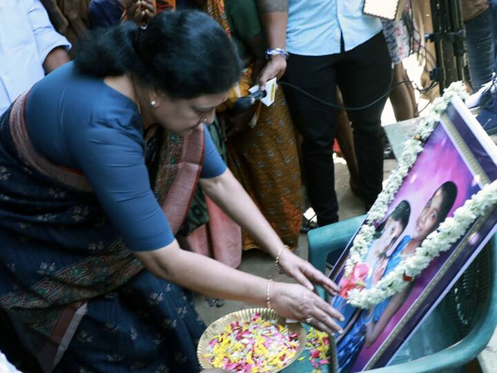 Chidambaram Natarajar Temple Issue Government intervention in Chidambaram Temple issue is not good- Sasikala Sasikala: ‘சிதம்பரம் நடராஜர் கோயில்; அரசு தலையிடுவது நல்லதல்ல - சீறிய சசிகலா...!