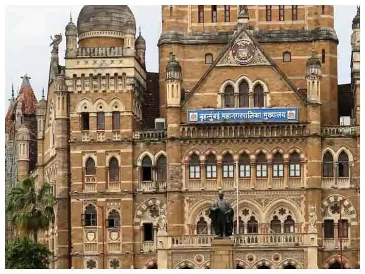 What did Mumbai Municipal Corporation argue during hearing on petition regarding Shiv Sena Dasara Melava 2022 Shivaji Park in High Court Shiv Sena Dasara Melava 2022 : आम्ही कुणाचीच बाजू न घेता परवानगी दिलेली नाही; महापालिकेचा युक्तिवाद काय?