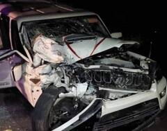 UP News: बीजेपी विधायक कैलाश खरवार की कार डंपर से टकराई, विधायक को ट्रामा सेंटर में भर्ती कराया गया