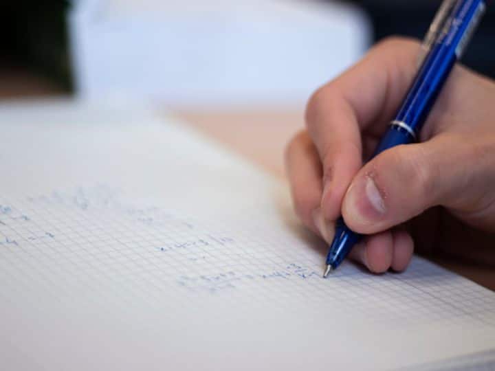 DDA Exam Date 2022: डीडीए ने जारी की परीक्षा की तारीख, यहां देखें पूरा शेड्यूल Delhi Development Authority declared written examination date for Assistant Director DDA Exam Date 2022: डीडीए ने जारी की परीक्षा की तारीख, यहां देखें पूरा शेड्यूल