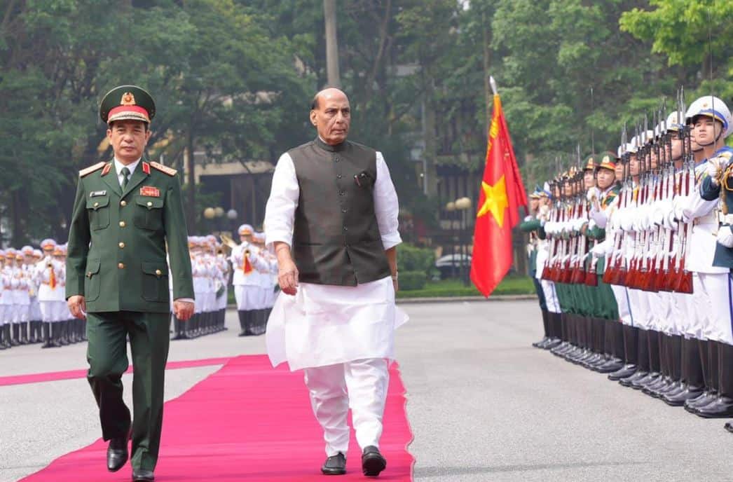 Rajnath Singh Vietnam Visit: भारत ने वियतनाम के साथ 'लॉजिस्टिक सपोर्ट एग्रीमेंट' पर किया हस्ताक्षर, दोनों देशों के बीच बढ़ेगा रक्षा सहयोग