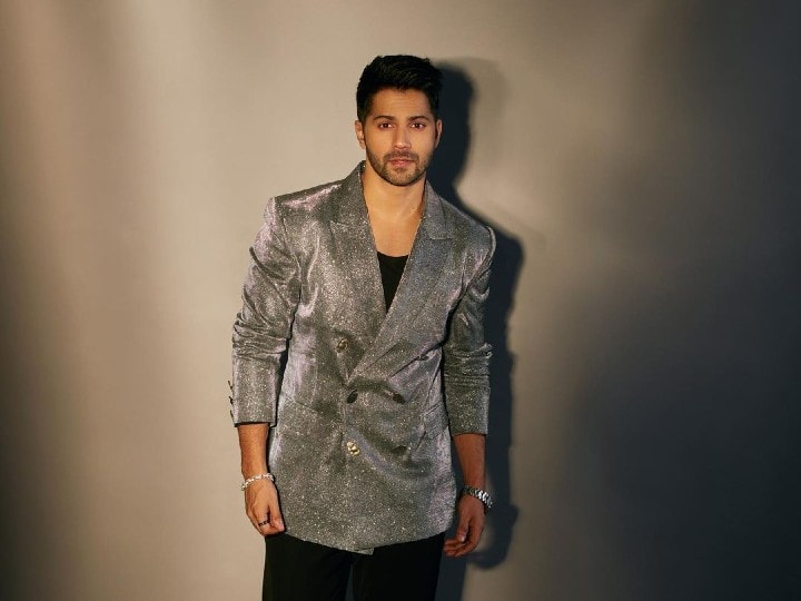 Varun Dhawan Promises To Help Fan Who Said She And Her Mother Are Facing Domestic Abuse Varun Dhawan Promises To Help Fan Who Said She And Her Mother Are Facing Domestic Abuse