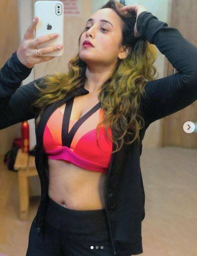 ਕਰੋੜਾਂ ਦੀ ਜਾਇਦਾਦ ਦੀ ਮਾਲਕ ਹੈ ਭੋਜਪੁਰੀ ਸਟਾਰ ਰਾਣੀ ਚੈਟਰਜੀ