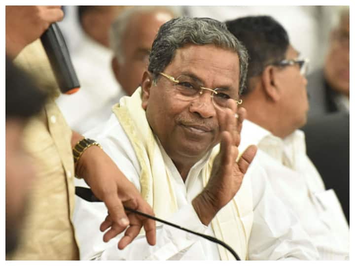 Karnataka: Former CM Siddaramaiah Compares BJP Leaders To Hound Dogs, Triggers Row Karnataka: Former CM Siddaramaiah Compares BJP Leaders To 'Hound Dogs', Triggers Row
