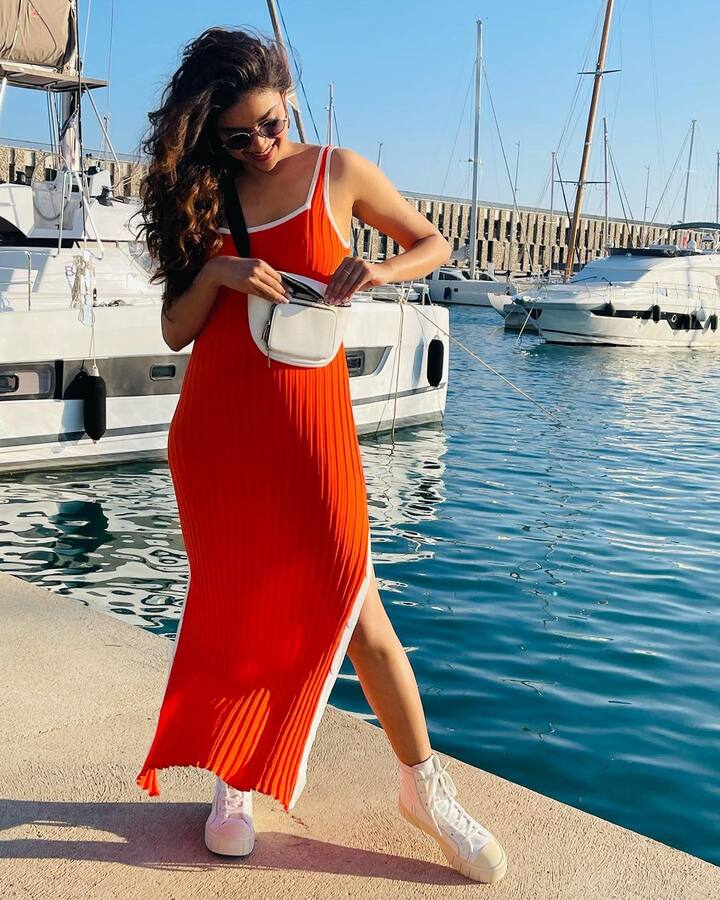 సర్కారు వారి పాటతో మరో హిట్‌ను తన ఖాతాలో వేసుకుంది. -Image Credit:Keerthy Suresh/Instagram