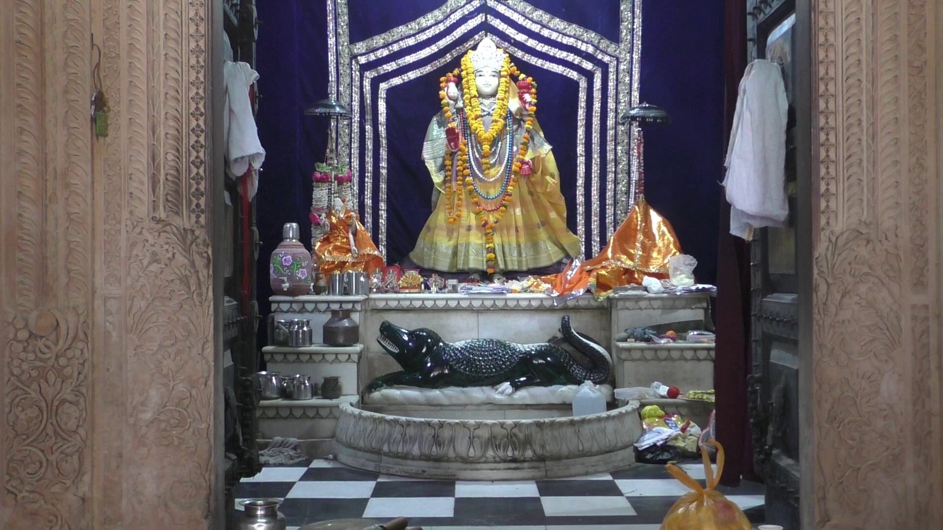 Bharatpur: गंगा मां के मंदिर में श्रद्धालुओं की असीम आस्था, गंगा दशहरे पर उमड़ता है भक्तों का सैलाब, जानें इतिहास