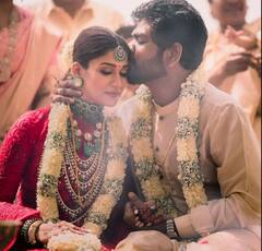 સાઉથની સુપરસ્ટાર અભિનેત્રી Nayantharaએ બોયફ્રેન્ડ Vignesh Shivan સાથે કર્યા લગ્ન, જુઓ લગ્નના શાનદાર Photos