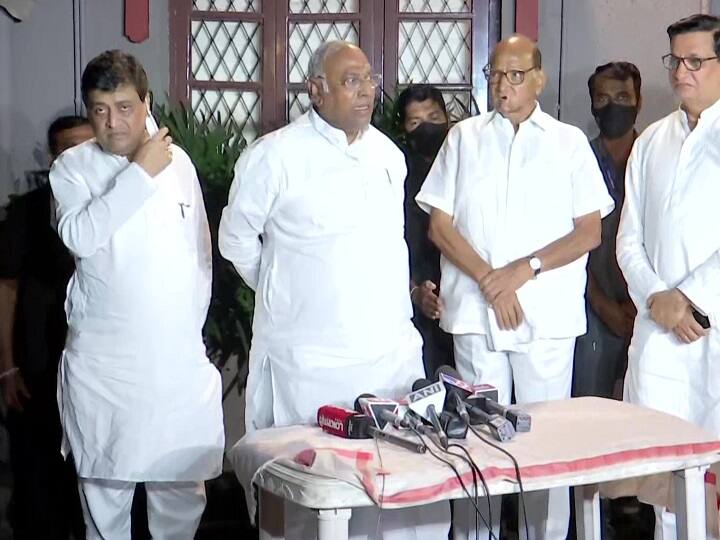 Presidential Election: We will talk to other parties and announce the Presidential candidate - Mallikarjuna Kharge Presidential Election: எதிர்க்கட்சிகளின் குடியரசுத் தலைவர் வேட்பாளர் யார் ? - மல்லிகார்ஜூன கார்கே பதில்