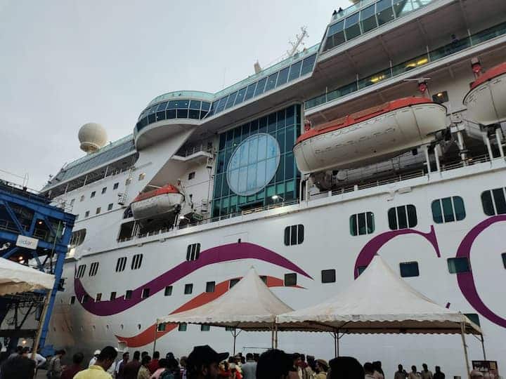 Andhra Pradesh Cordelia Cruise Ship Arrives Visakhapatnam Port Start Operations Andhra Pradesh: Cordelia Cruise Ship Arrives At Visakhapatnam Port, To Start Operations