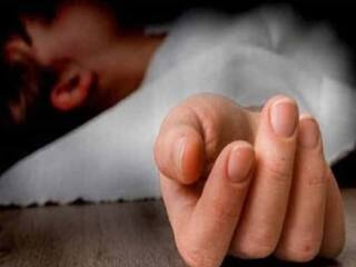 Thanjavur News Kid who fell down from 4th Floor has been died in Kumbakonam பால்கனியில் இருந்து தவறி விழுந்த பெண் குழந்தை பலியான சோகம் - பெற்றோர் கதறல்..!