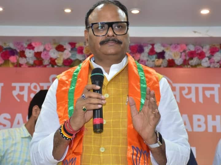 UP Deputy CM Brajesh Pathak claims on Azamgarh and Rampur by-elections said BJP will win both the seats ann Azamgarh और Rampur उपचुनाव पर डिप्टी CM ब्रजेश पाठक का दावा- 'दोनों सीटों पर जीतेगी BJP'