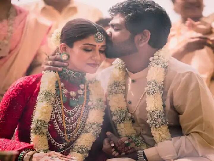 Nayanthara Vignesh Shivan First Marriage Photo Nayan Vicky Wedding First Pics Husband Wife Photo Nayanthara Marriage Photo: என் அன்பே!! தாலியுடன் நயன்!! காதலுடன் முத்தமிடும் விக்னேஷ்!! வெளியான திருமண புகைப்படம்!