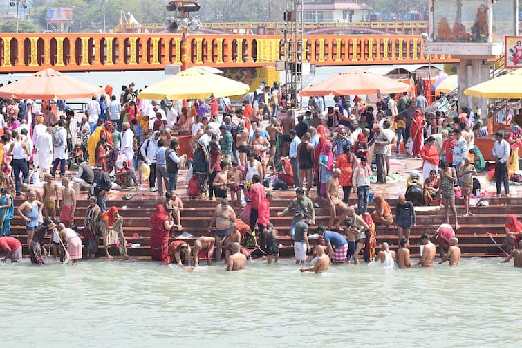 Ganga Dussehra 2022 know the significant date and many more about the day Ganga Dussehra 2022: আজ গঙ্গা দশহরা, এই নিয়ম পালনে দশজন্মের পাপমুক্তি হতে পারে