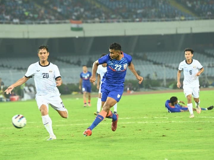 India Apology to Cambodia for misarrangement in India vs Cambodia match of Asian Cup 2023 Final Qualifying Round ANN Asian Cup 2023 Qualifiers: मेजबानी में रहीं कमियां, भारत को मांगनी पड़ी कम्बोडिया से माफी
