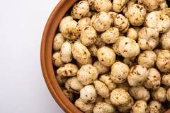 Makhana for Men: પુરૂષો માટે મખાના ખૂબ જ ફાયદાકારક છે, આ સમસ્યાઓથી મેળવી શકાય છે છુટકારો