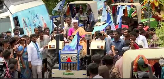 Sharmila Drives Tractor in Wyra: ప్రజాప్రస్థానం పాదయాత్రలో భాగంగా ట్రాక్టర్ నడిపిన షర్మిల| ABP Desam