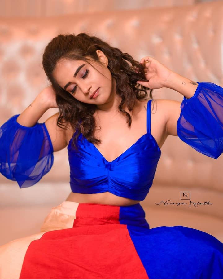 దీప్తి సునయన అందమైన ఫోటోలు  -Image credit: Deepthi Sunaina/Instagram