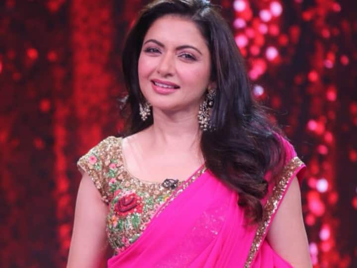 Bhagyashree To Make Her Debut As Judge On 'DID Super Moms’ Bhagyashree To Make Her Debut As Judge On 'DID Super Moms’