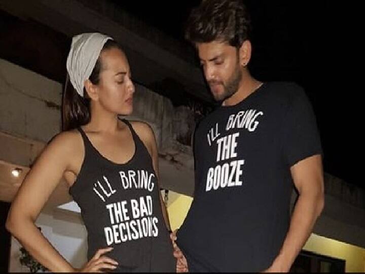 Sonakshi Sinha Instagram Post: अफेयर की खबरों के बीच सोनाक्षी सिन्हा ने जहीर इकबाल संग शेयर की फोटो, इंटरनेट पर वायरल Sonakshi Sinha Shares Pic With Zaheer Iqbal amid Relationship Rumours, see picture here Sonakshi Sinha Instagram Post: अफेयर की खबरों के बीच सोनाक्षी सिन्हा ने जहीर इकबाल संग शेयर की फोटो, इंटरनेट पर वायरल