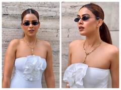 Nia Sharma Photos:व्हाइट ड्रेस, चेहरे पर मुस्कान...व्हाइट ड्रेस पहने निया शर्मा ने दिए गजब के पोज़, ग्लैमरस लुक ने बढ़ाई फैन्स की धड़कनें