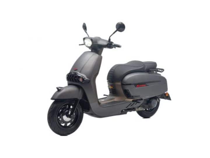 यात Keeway Sixties 300i आणि Vieste 300 च्या किमती अधिकृतपणे जाहीर करण्यात आल्या आहेत.