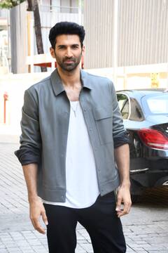 Om Trailer Launch: 'ओम' के ट्रेलर लॉन्च पर इस तरह नजर आए आदित्य रॉय कूपर और संजना सांघवी, देखें तस्वीरें