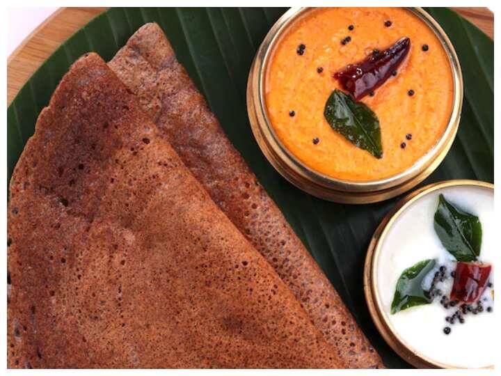 Healthy Ragi Chila Recipe: वेट लॉस के लिए बेस्ट है रागी चीला, ब्रेकफास्ट में बनाएं ये रेसिपी