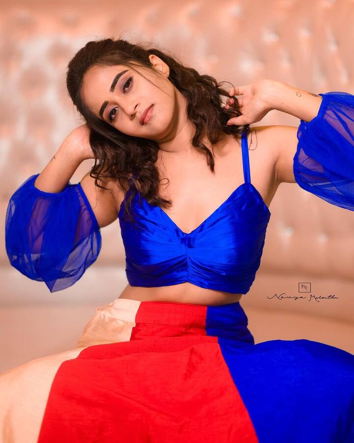దీప్తి సునయన అందమైన ఫోటోలు  -Image credit: Deepthi Sunaina/Instagram