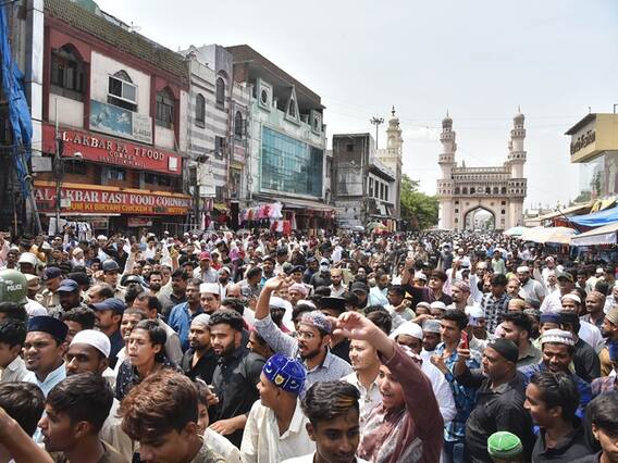 IN PICS | Outage Over Prophet Row Spills Onto The Streets In UP, Kolkata, Srinagar, Hyderabad