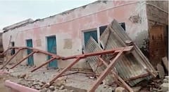 PHOTO : अकोल्यात वादळी वाऱ्यासह पाऊस, घरांवरील पत्रे उडाले; विद्युत खांब, झाडं उन्मळली