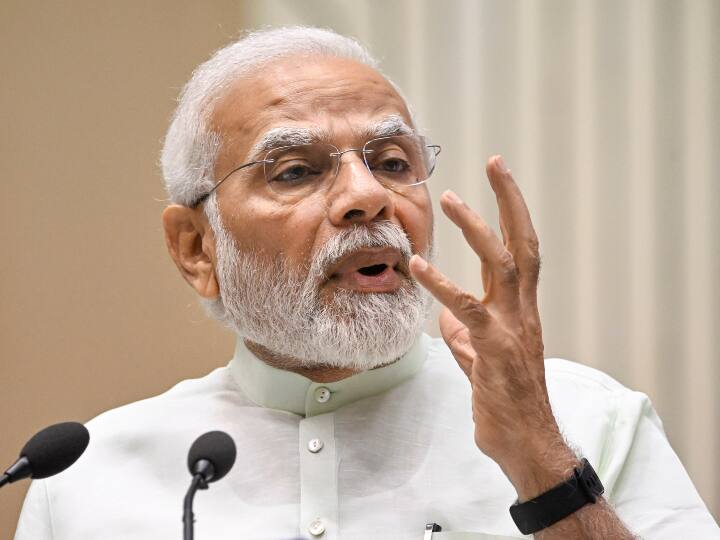 PM Modi to inaugurate IN-SPACe HQ and medical college and water project in Gujarat today Gujarat: चुनाव से पहले मिशन गुजरात में जुटे PM मोदी, 2 हफ्ते में आज दूसरी बार दौरा, IN-SPACe मुख्यालय समेत कई परियोजनाओं का करेंगे उद्घाटन