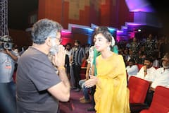 Ante Sundaraniki: ‘అంటే.. సుందరానికి’ ఈవెంట్ ఫొటోలు: సుకుమార్‌ను చూడగానే నజ్రియా ఫహద్ ఫుల్ ఖుషీ