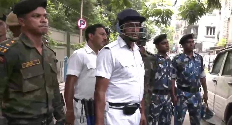 one killed in shootout outside Bangladesh High Commission in Kolkata કોલકત્તામાં બાંગ્લાદેશ હાઇકમીશન બહાર શૂટઆઉટ, મહિલાને મારી પોલીસકર્મીએ કરી આત્મહત્યા