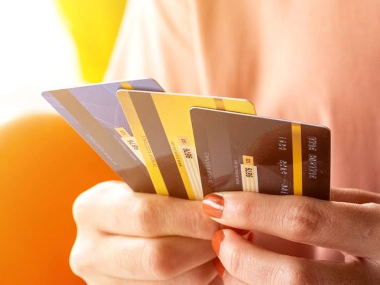 Credit Card Tips You get many big benefits by using a credit card read full details Credit Card Tips: ક્રેડિટ કાર્ડનો આ રીતે કરશો ઉપયોગ તો ફાયદામાં રહેશો, જાણો સમગ્ર વિગત