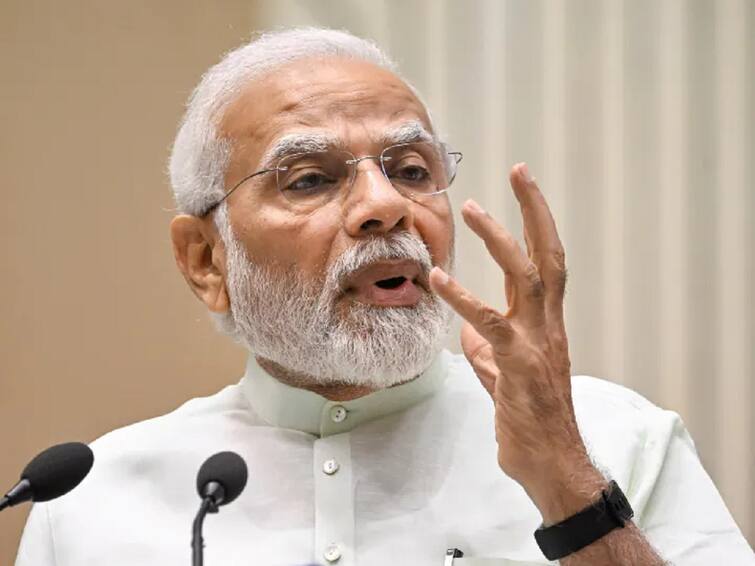 PM Narendra Modi inaugurate in space hq and medical college and water project in gujarat today  PM Modi Gujarat Visit: पंतप्रधान मोदी आज गुजरात दौऱ्यावर, विविध विकासकामांचे होणार उद्घाटन