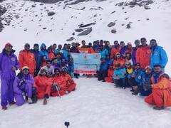 Satara : मनाली अपघातातील 'ते' 50 ट्रेकर्स सुखरुप सातारमध्ये पोहोचले, जिल्हा प्रशासकीय यंत्रणेच्या प्रयत्नांना यश