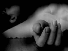 Indore Suicide Case: इंदौर में छात्रा की आत्महत्या के मामले में रीवा नगर निगम का अधिकारी गिरफ्तार, सुसाइड नोट में लगा है ये आरोप